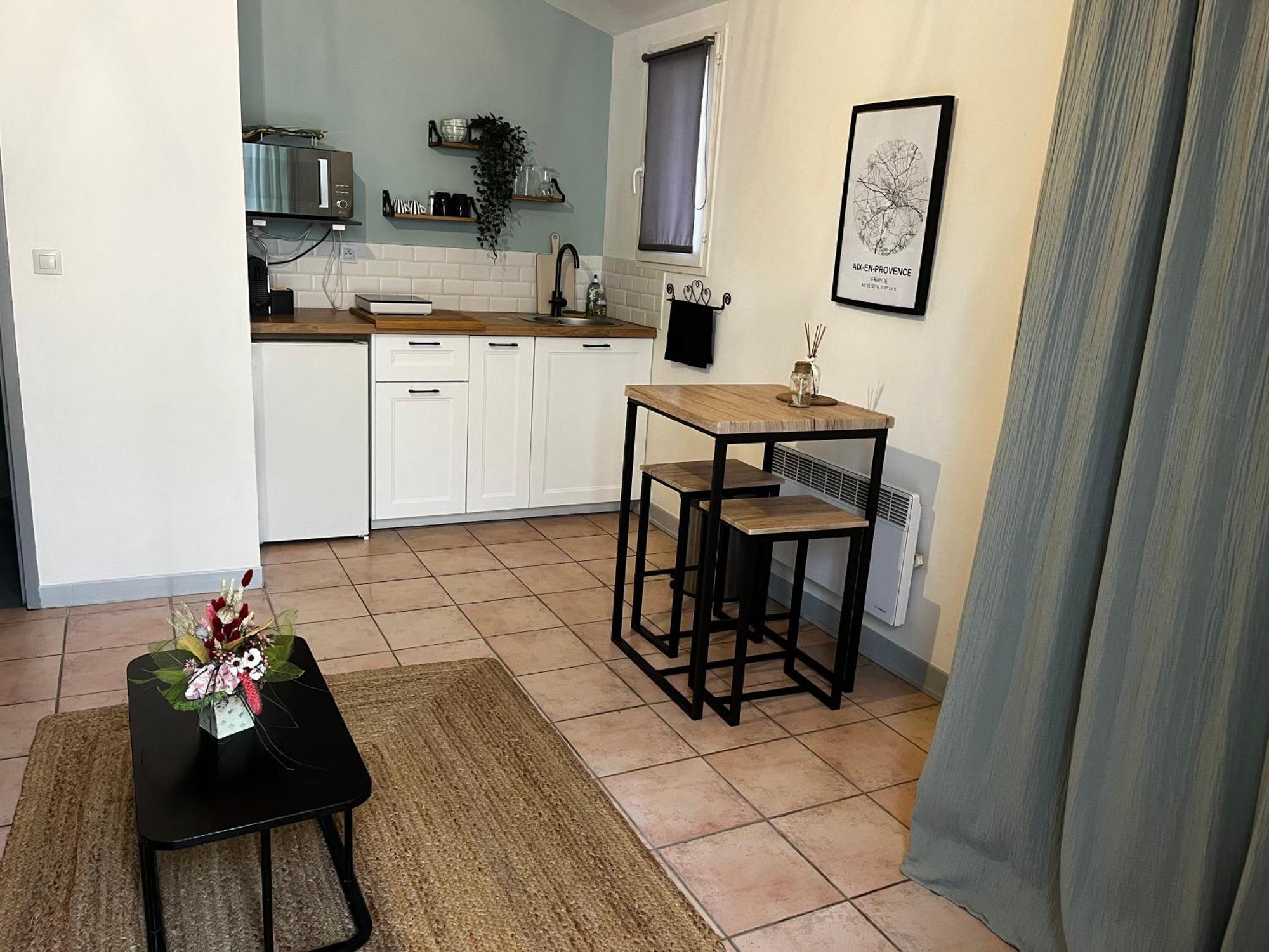 Aix-En-Provence, Charmant Studio Proche Toutes Comodites Et Axes Routiers, Linges Fournis Exterior foto